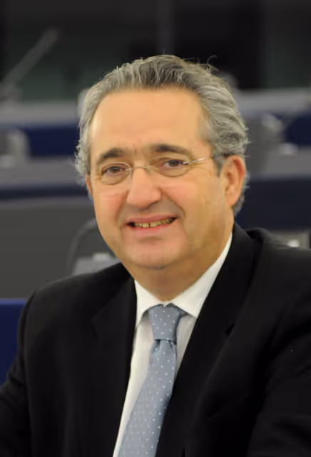 Foto 3: Jose RIBEIRO E CASTRO  in plenary session in Strasbourg.