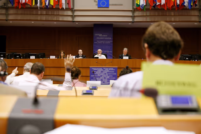 Photo 6 : ENVI Committee meeting in Brussels