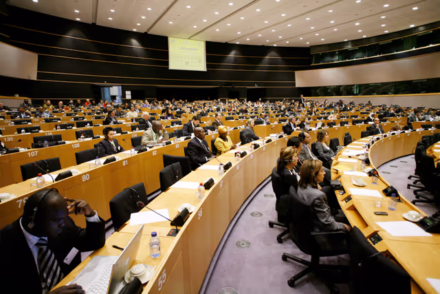 Fotó 24: World e-Parliament Conference 2008 - The Conference is co-organized by the European Parliament and the Global Centre for ICT in Parliament, a joint initiative of the United Nations Department of Economic and Social Affairs (UNDESA) and the Inter-Parliamentary Union (IPU) and a core group of partners, established in 2006 to promote the role of parliaments in advancing the Information Society goals as well as the effective use of ICT for the modernization of parliamentary processes. The World e-Parliament Conference 2008 represents a unique opportunity for leaders and members of parliaments, parliamentary officials and experts to exchange views at a global level on new technologies and innovation as tools to strengthen the representative, legislative and oversight functions of regional and national assemblies.