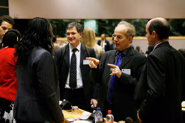 Fotó 33: World e-Parliament Conference 2008 - The Conference is co-organized by the European Parliament and the Global Centre for ICT in Parliament, a joint initiative of the United Nations Department of Economic and Social Affairs (UNDESA) and the Inter-Parliamentary Union (IPU) and a core group of partners, established in 2006 to promote the role of parliaments in advancing the Information Society goals as well as the effective use of ICT for the modernization of parliamentary processes. The World e-Parliament Conference 2008 represents a unique opportunity for leaders and members of parliaments, parliamentary officials and experts to exchange views at a global level on new technologies and innovation as tools to strengthen the representative, legislative and oversight functions of regional and national assemblies.