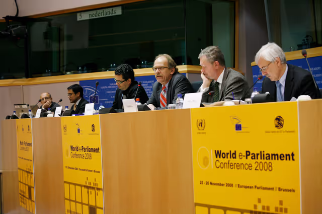 Fotó 16: World e-Parliament Conference 2008 - The Conference is co-organized by the European Parliament and the Global Centre for ICT in Parliament, a joint initiative of the United Nations Department of Economic and Social Affairs (UNDESA) and the Inter-Parliamentary Union (IPU) and a core group of partners, established in 2006 to promote the role of parliaments in advancing the Information Society goals as well as the effective use of ICT for the modernization of parliamentary processes. The World e-Parliament Conference 2008 represents a unique opportunity for leaders and members of parliaments, parliamentary officials and experts to exchange views at a global level on new technologies and innovation as tools to strengthen the representative, legislative and oversight functions of regional and national assemblies.