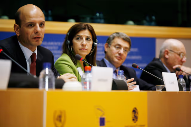 Fotó 5: World e-Parliament Conference 2008 - The Conference is co-organized by the European Parliament and the Global Centre for ICT in Parliament, a joint initiative of the United Nations Department of Economic and Social Affairs (UNDESA) and the Inter-Parliamentary Union (IPU) and a core group of partners, established in 2006 to promote the role of parliaments in advancing the Information Society goals as well as the effective use of ICT for the modernization of parliamentary processes. The World e-Parliament Conference 2008 represents a unique opportunity for leaders and members of parliaments, parliamentary officials and experts to exchange views at a global level on new technologies and innovation as tools to strengthen the representative, legislative and oversight functions of regional and national assemblies.