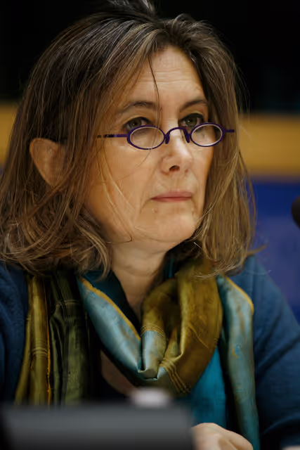 Fotó 28: World e-Parliament Conference 2008 - The Conference is co-organized by the European Parliament and the Global Centre for ICT in Parliament, a joint initiative of the United Nations Department of Economic and Social Affairs (UNDESA) and the Inter-Parliamentary Union (IPU) and a core group of partners, established in 2006 to promote the role of parliaments in advancing the Information Society goals as well as the effective use of ICT for the modernization of parliamentary processes. The World e-Parliament Conference 2008 represents a unique opportunity for leaders and members of parliaments, parliamentary officials and experts to exchange views at a global level on new technologies and innovation as tools to strengthen the representative, legislative and oversight functions of regional and national assemblies.