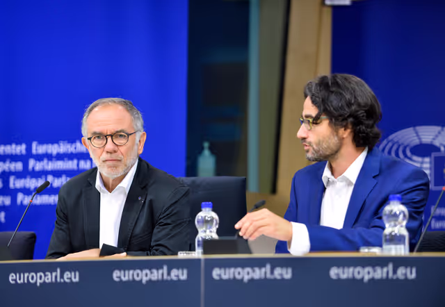 Press conference by Eric ANDRIEU, Chair of the PEST Committee