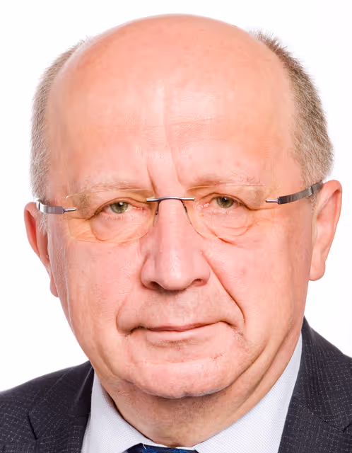 Nuotrauka 1: Lithuanian MEPs official portraits - 10th Parliamentary term.