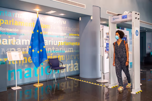 Fotagrafa 47: Experience the Parlamentarium in Brussels - reopening during Corona virus