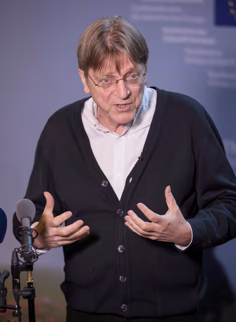 Снимка 3: Conference on the Future of Europe - Guy Verhofstadt, during the Press Conference. Panel 1 : Stronger economy, social justice, jobs, education, culture, sport, digital transformation, in Dublin