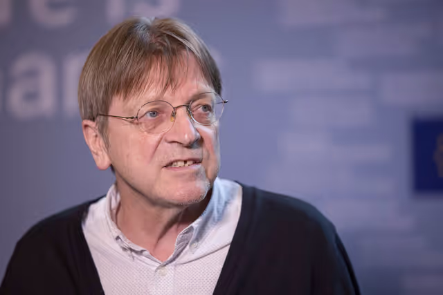 Снимка 2: Conference on the Future of Europe - Guy Verhofstadt, during the Press Conference. Panel 1 : Stronger economy, social justice, jobs, education, culture, sport, digital transformation, in Dublin