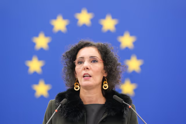 EP Plenary session - Council and Commission statements - Keeping commitments and delivering military assistance to Ukraine