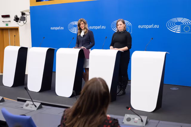 Foto 4: Press conference on empowering consumers by fighting greenwashing and improving product labelling