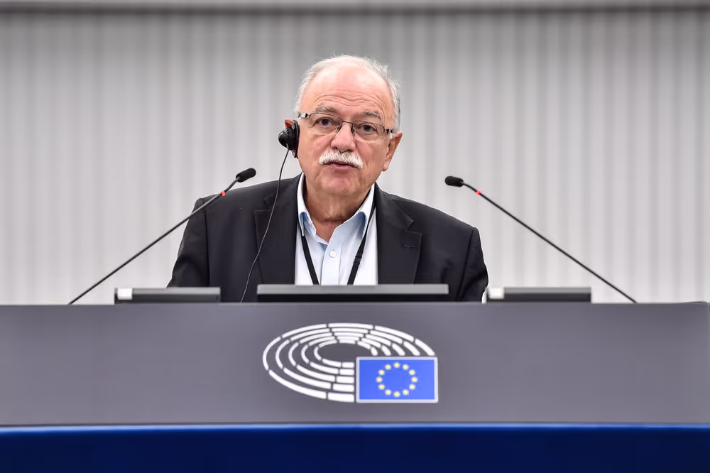 EP Plenary session - Commission statement - Recent ecological catastrophe involving plastic pellet losses and its impact on micro plastic pollution in the maritime and coastal habitats