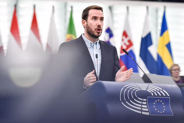 Fotografie 27: EP Plenary session - Commission statement - Recent ecological catastrophe involving plastic pellet losses and its impact on micro plastic pollution in the maritime and coastal habitats