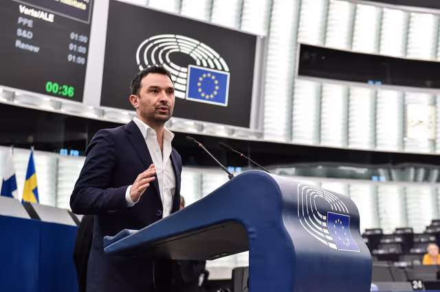 Fotografie 17: EP Plenary session - Commission statement - Recent ecological catastrophe involving plastic pellet losses and its impact on micro plastic pollution in the maritime and coastal habitats