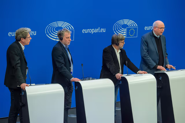 Foto 15: Press conference on on the provisional deal on anti-money laundering package