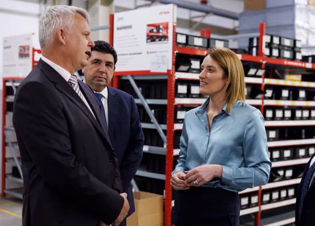 Photo 12: Official visit by Roberta METSOLA, EP President to Malta - Visit to Seifert Systems, Birżebbugia