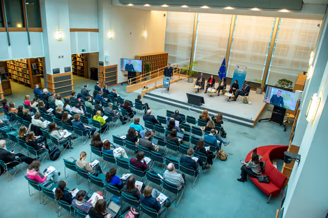 Suriet 12: STOA Annual Lecture 2024 -  Making democracy work for everyone