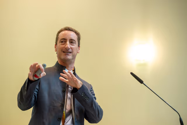 Suriet 5: STOA Annual Lecture 2024 -  Making democracy work for everyone