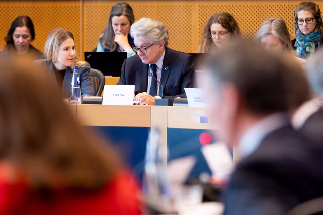 Foto 24: IMCO trilogue on Single Market Emergency Instrument (SMEI)