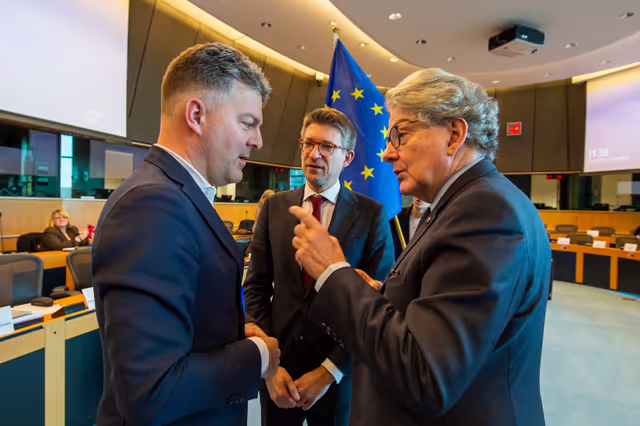 Foto 5: IMCO trilogue on Single Market Emergency Instrument (SMEI)
