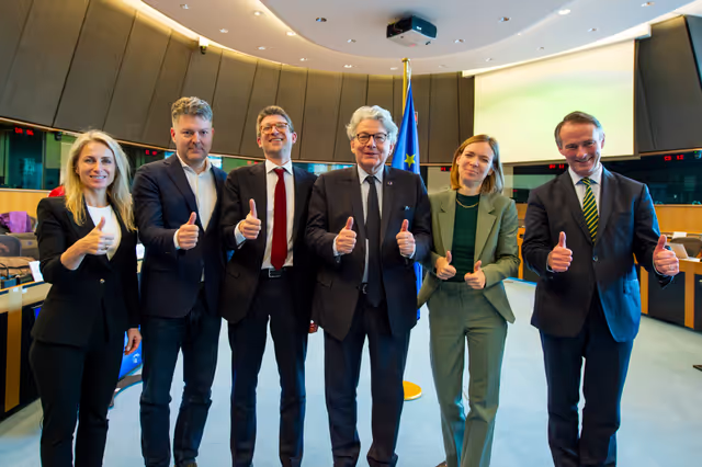 Foto 9: IMCO trilogue on Single Market Emergency Instrument (SMEI)