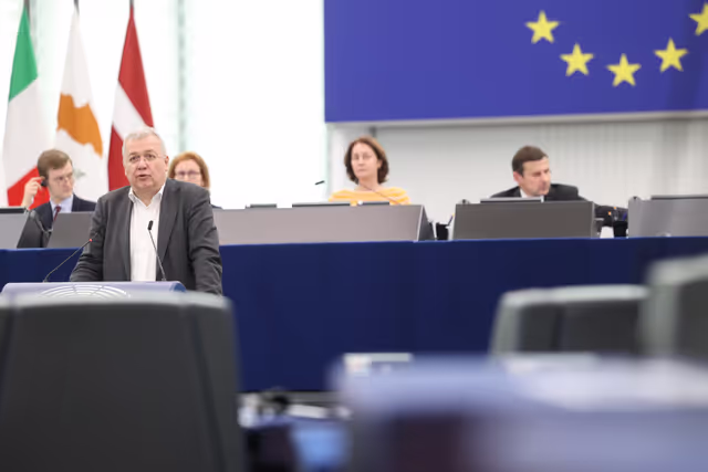Fotografie 18: EP Plenary session - Instant payments in euro
