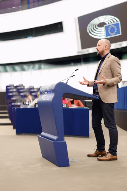 Photo 18: EP Plenary session - Commission statement - State of the EU solar industry in the light of unfair competition