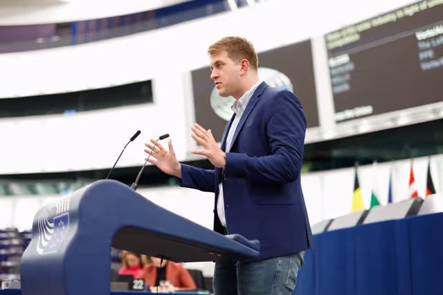 Photo 14: EP Plenary session - Commission statement - State of the EU solar industry in the light of unfair competition