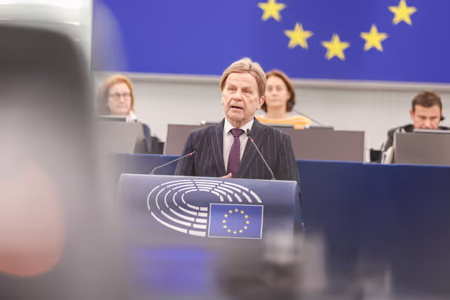 Photo 22: EP Plenary session - Commission statement - State of the EU solar industry in the light of unfair competition