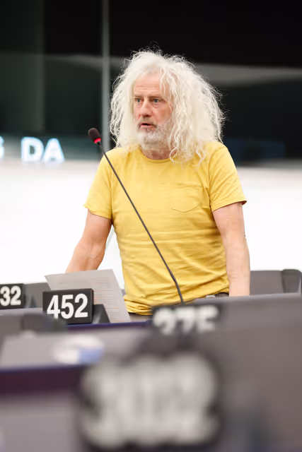 Photo 3: EP Plenary session - Commission statement - State of the EU solar industry in the light of unfair competition