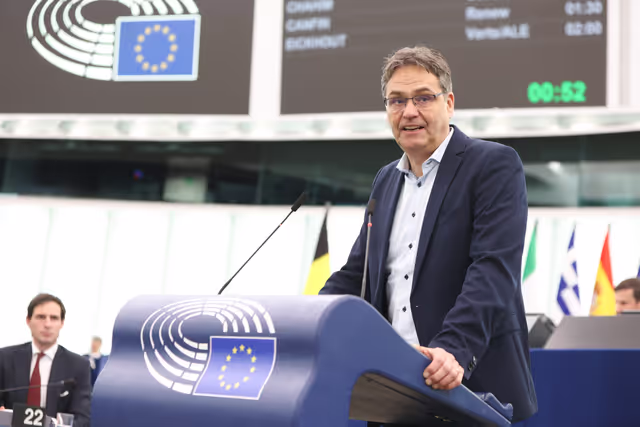 Foto 42: EP Plenary session - Commission statement - EU2040 climate target