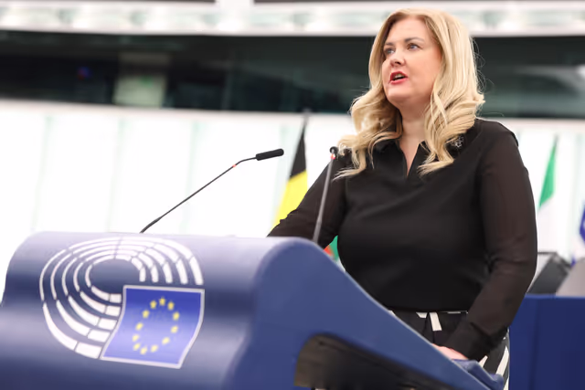 Foto 29: EP Plenary session - Commission statement - EU2040 climate target