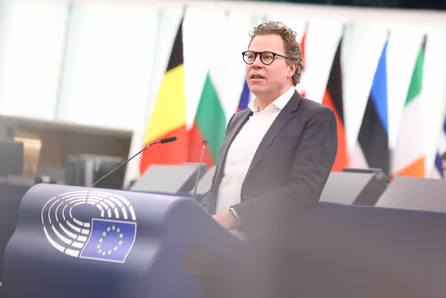 Foto 26: EP Plenary session - Commission statement - EU2040 climate target