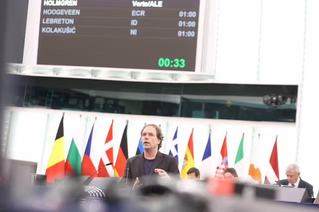 Foto 17: EP Plenary session - Commission statement - EU2040 climate target