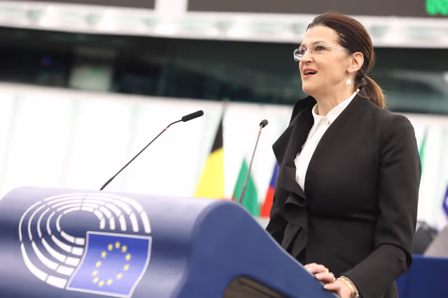 Foto 12: EP Plenary session - Commission statement - EU2040 climate target