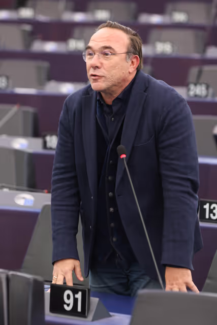 Foto 6: EP Plenary session - Commission statement - EU2040 climate target