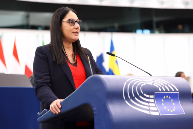 Fotografie 4: EP Plenary session - Oral question - Calling on the Council to take all necessary steps to reach an agreement on the European cross-border mechanism file and open negotiations with Parliament
