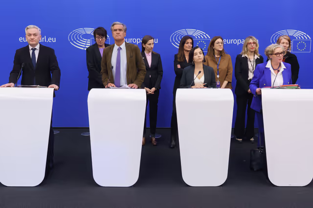 Photo 18: Press conference Chair on Violence against women