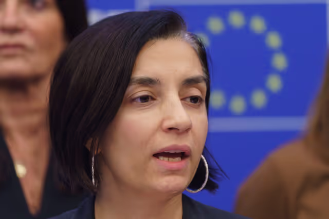 Photo 15: Press conference Chair on Violence against women