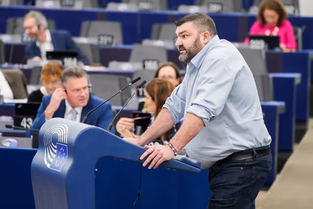 Photo 30: EP Plenary session - Council and Commission statements - Empowering farmers and rural communities - a dialogue towards sustainable and fairly rewarded EU agriculture