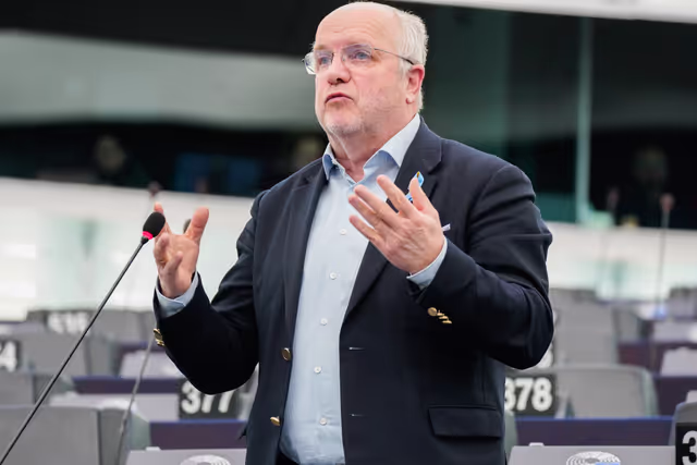 Photo 13: EP Plenary session - Council and Commission statements - Empowering farmers and rural communities - a dialogue towards sustainable and fairly rewarded EU agriculture