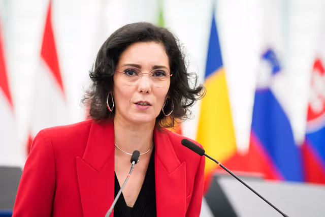 Photo 1: EP Plenary session - Council and Commission statements - Empowering farmers and rural communities - a dialogue towards sustainable and fairly rewarded EU agriculture