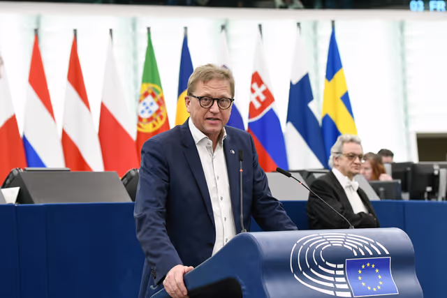 Foto 8: EP Plenary session - Implementation report on the EU LGBTIQ Equality Strategy 2020-2025