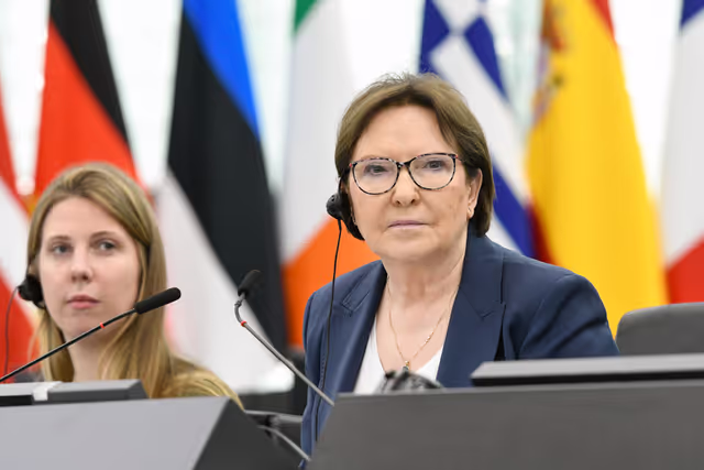 Foto 6: EP Plenary session - Implementation report on the EU LGBTIQ Equality Strategy 2020-2025