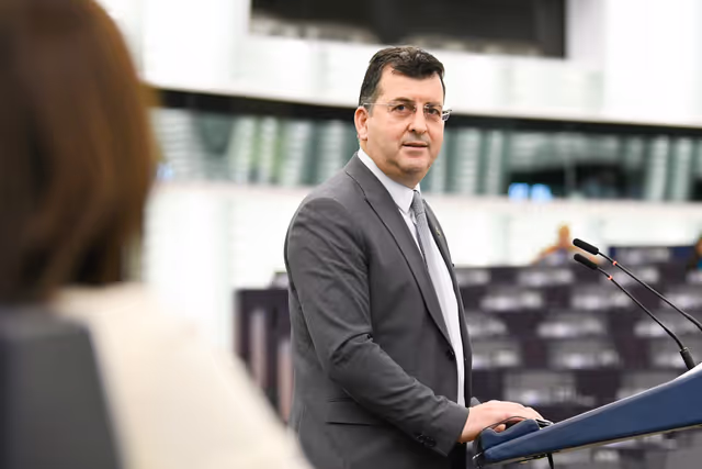 EP Plenary session - Oral question - Working conditions of teachers in the EU