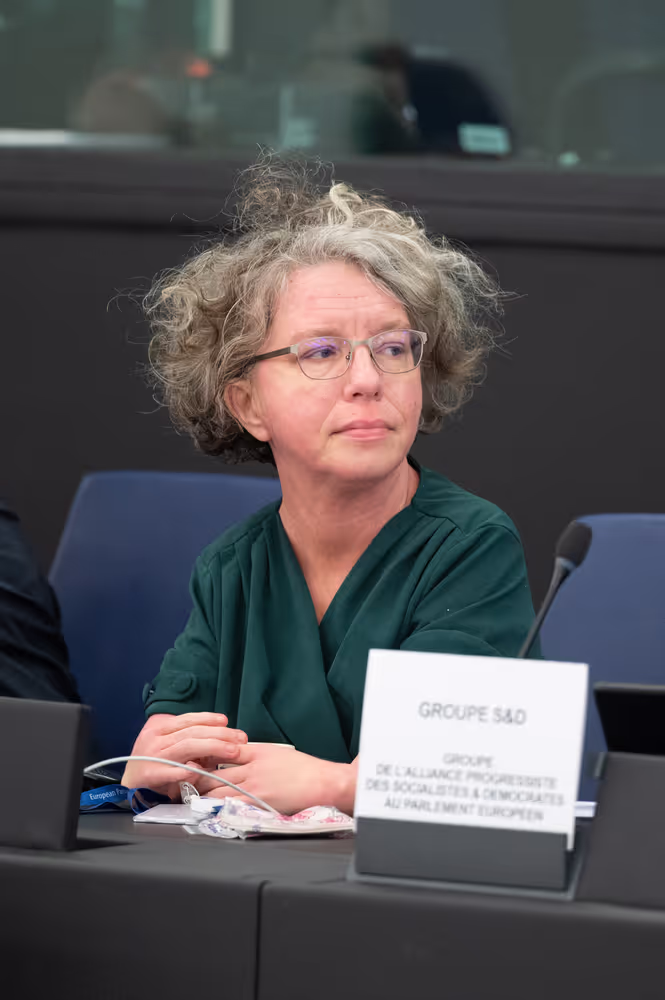 EMPL - Final trilogue on disability card