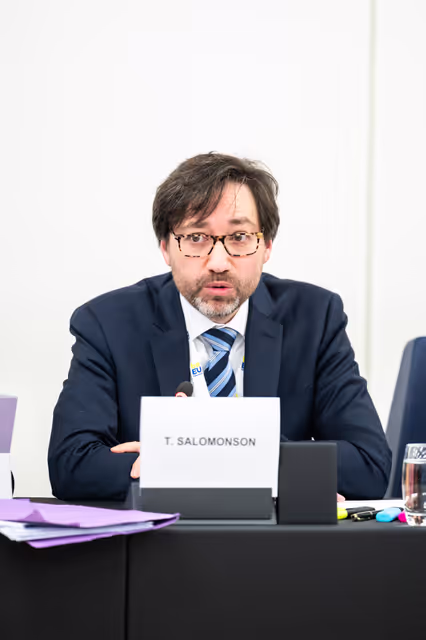 Fotografia 5: EMPL - Final trilogue on disability card