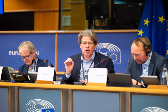 Φωτογραφία 19: FISC subcommittee meeting