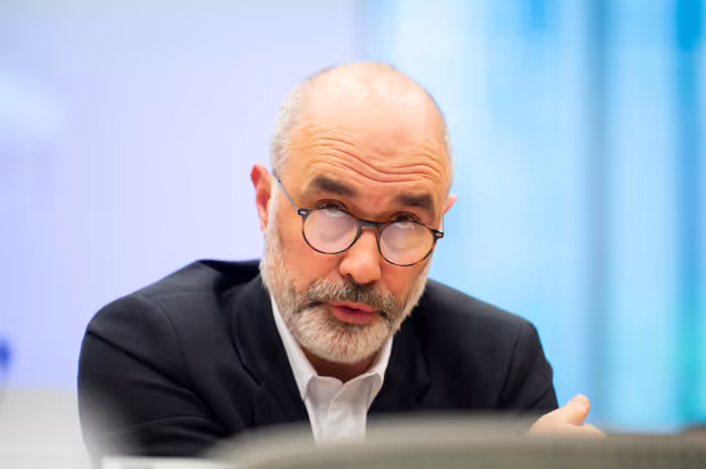 Φωτογραφία 18: FISC subcommittee meeting