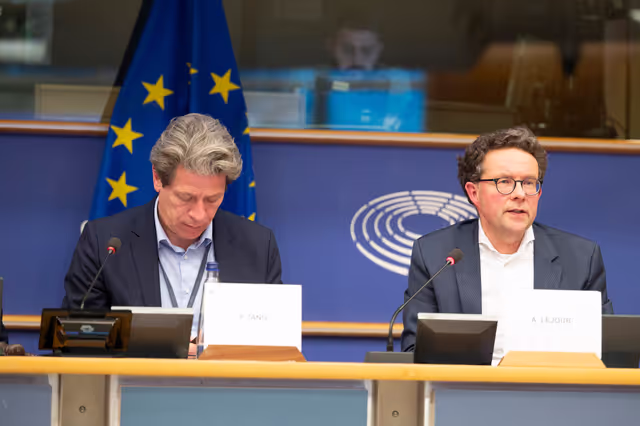 Φωτογραφία 9: FISC subcommittee meeting