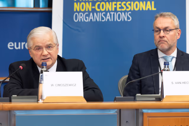 Photo 50: Article 17 TFEU - The importance of the Article 17 dialogue for raising awareness against disinformation and foreign interference as well as for achieving a high turnout at the European elections